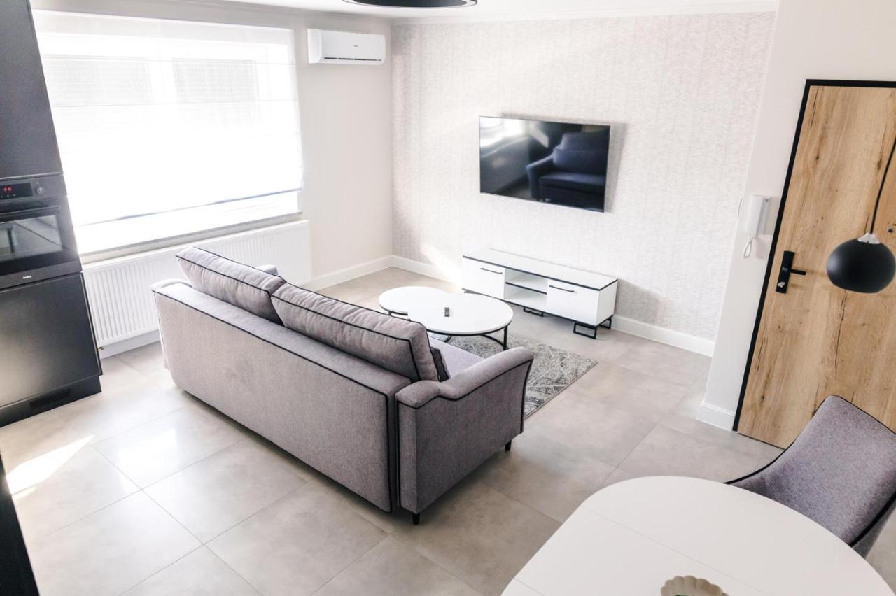 Apartamenty Szkolna Żnin Exteriör bild