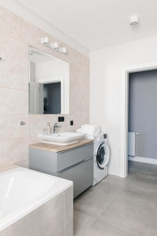 Apartamenty Szkolna Żnin Exteriör bild