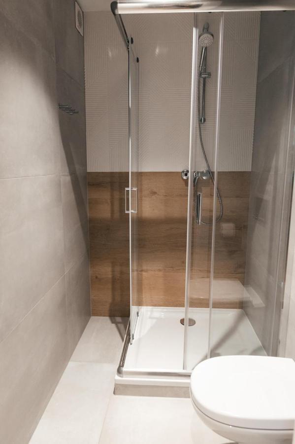 Apartamenty Szkolna Żnin Exteriör bild
