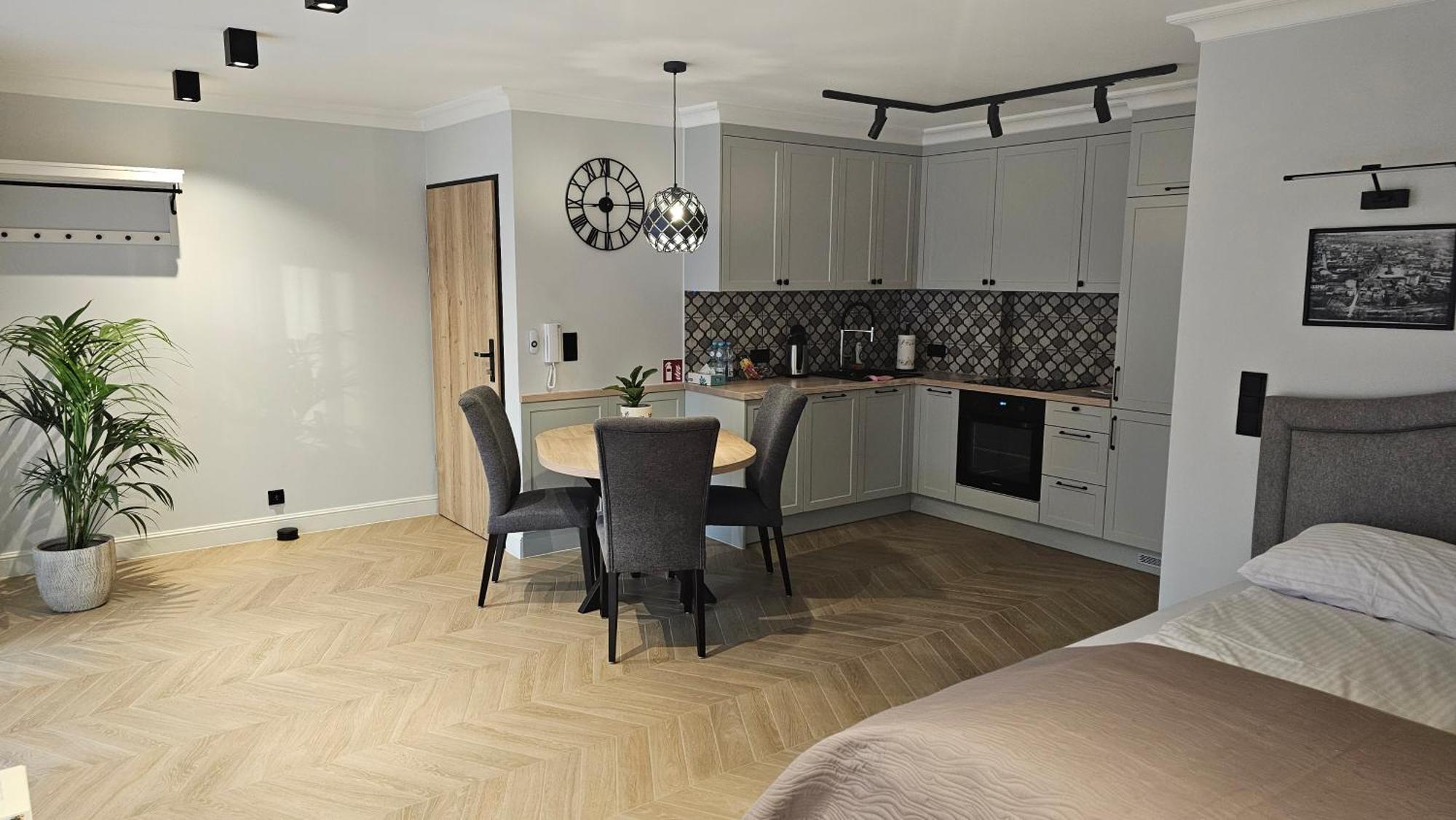 Apartamenty Szkolna Żnin Exteriör bild